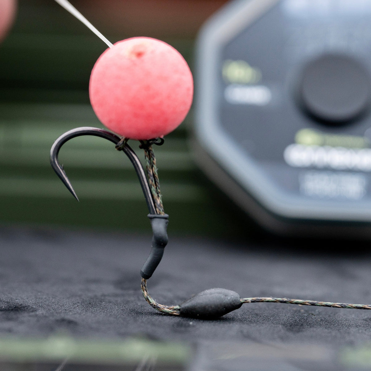 Connexion Rock Bottom Tungsten Putty