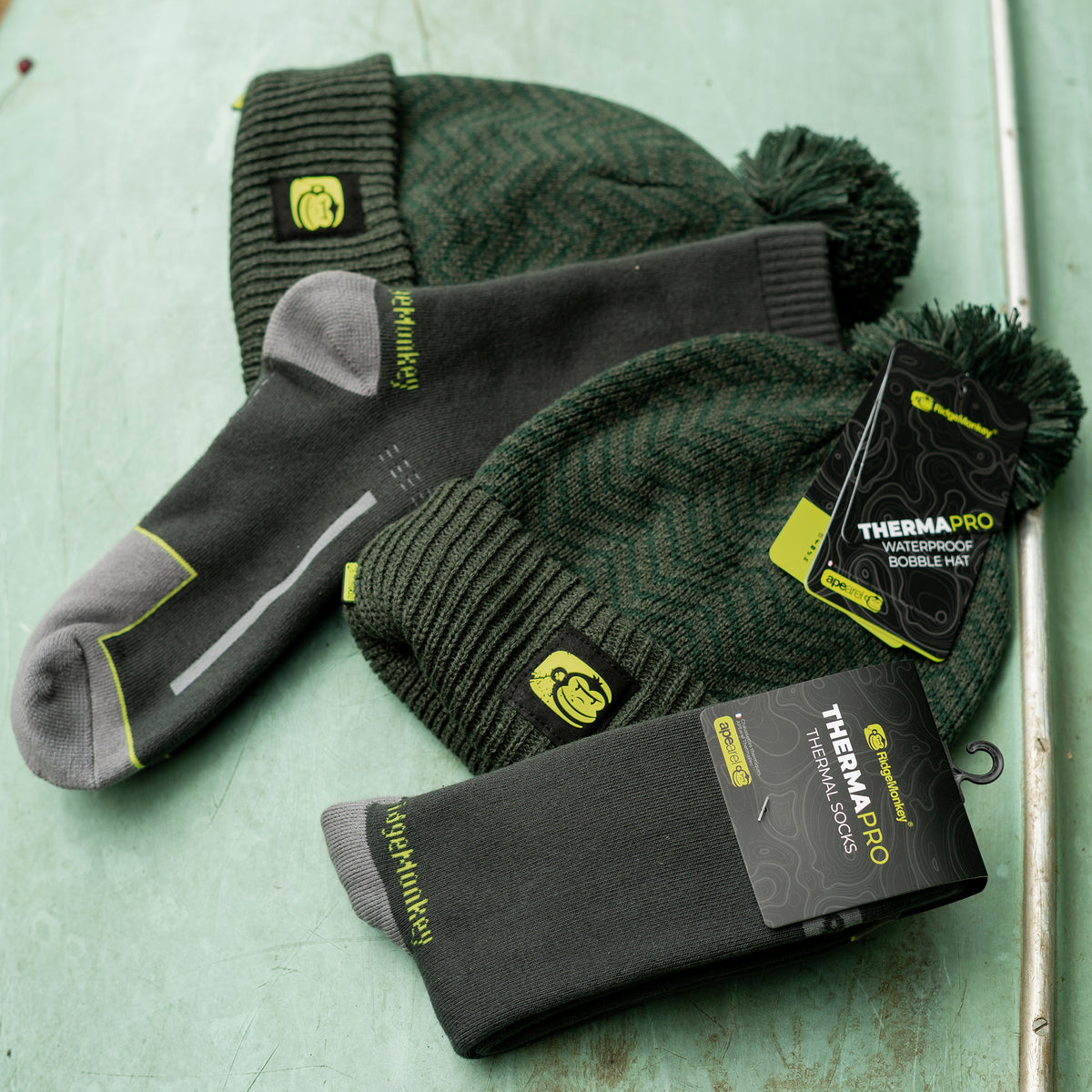 APEarel ThermaPro Thermal Socks Green