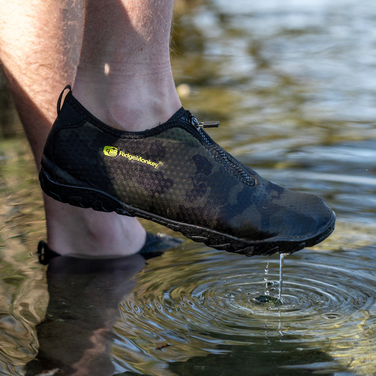APEarel Dropback Aqua Shoes Camo