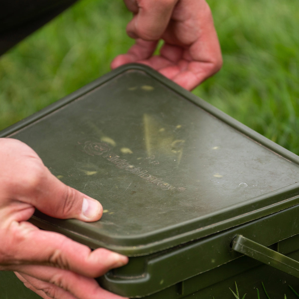 Compact Bucket System 7.5L