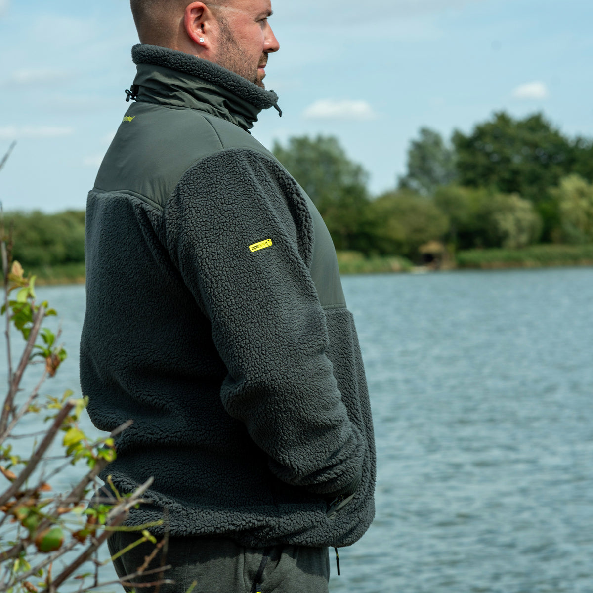 APEarel ThermaPro Sherpa Fleece